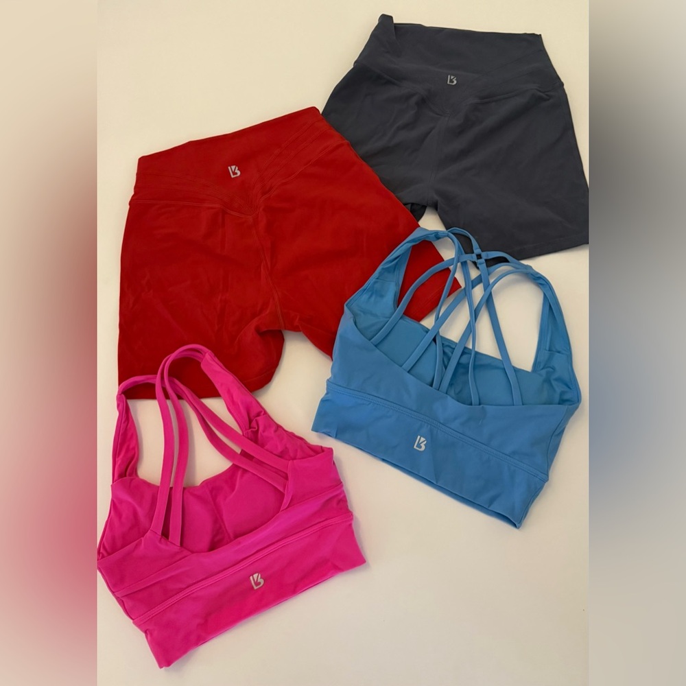 Buffbunny, Pink, and Blue Activewear Set
❤️red not included❤️